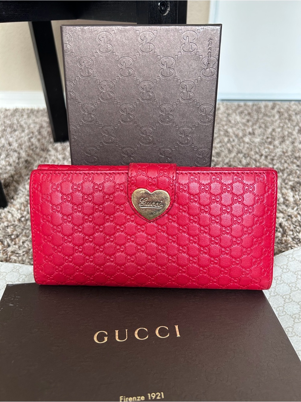 Gucci Pink-Red GG Heart Continental Wallet